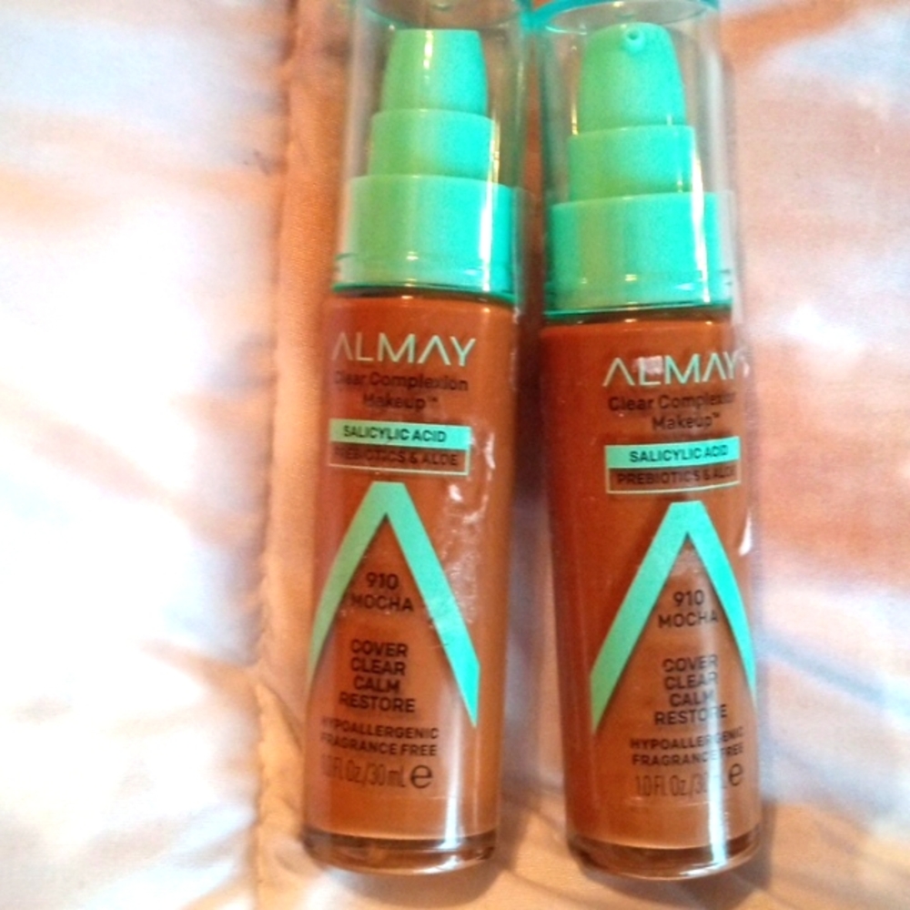 This is a bundle of 2 Almay foundation.